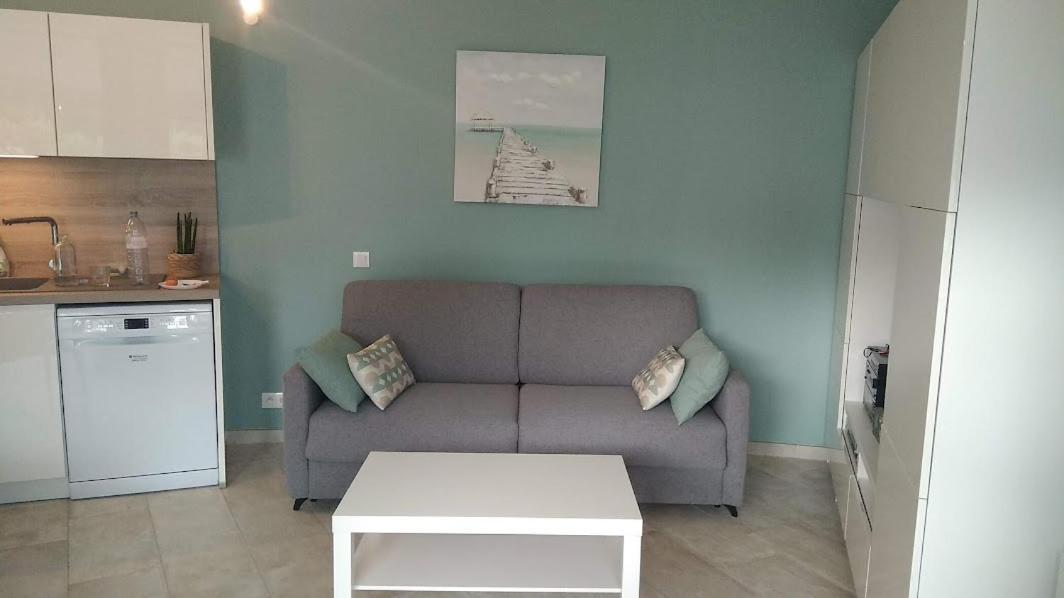 Maison Jardin Wifi - Climatisation - 100 M Plage Sauvage - 20 Min Perpignan Torreilles Kültér fotó